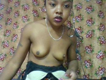 Elysa7 webcam model stream image