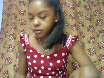 Elysa7 webcam model stream image