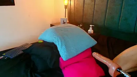 Ethan_Briggs_ webcam model stream image