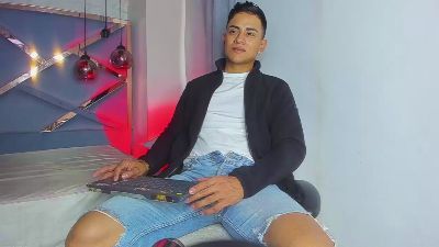 Lucii_fer_ webcam model stream image