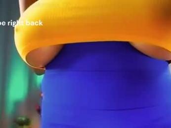 mariicha webcam model stream image