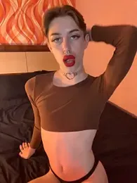 dark_noir_ webcam model stream image