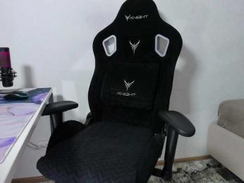 Skyqueenii webcam model stream image