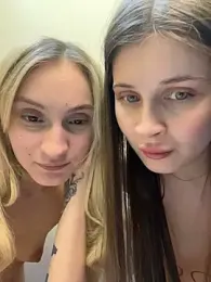Pink_Kiss webcam model stream image