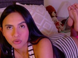 Juliana Saenz webcam flirt4free model stream image