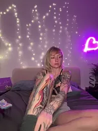 haileyhope_ webcam model stream image