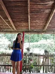 lovee_megan webcam model stream image