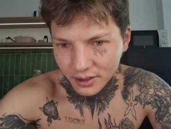 dirtymercedes webcam model stream image