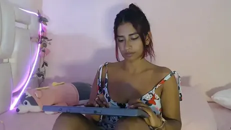 Vivi_bless webcam model stream image