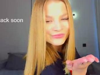 lovely_babyy webcam model stream image
