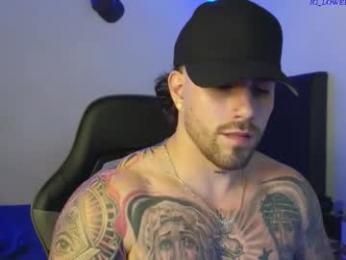 ades_lowe webcam model stream image