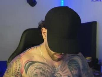 ades_lowe webcam model stream image