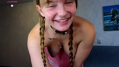 Lovelly_molly1 webcam model stream image