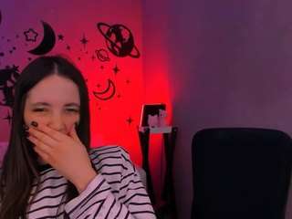 helena-so-shyy webcam model stream image