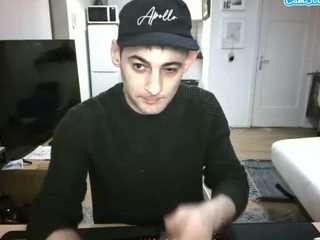 michaelmihai webcam model stream image