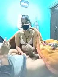 Cute-Charvii webcam model stream image