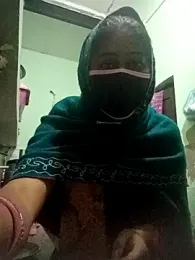 Cute-Charvii webcam model stream image