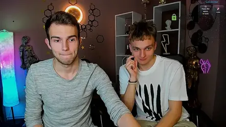 astren_villo webcam model stream image