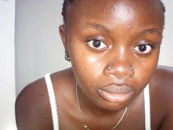 PreggoBeauty webcam model stream image
