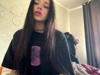 KarriVenture webcam model stream image