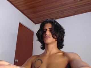 Noah Kooper webcam model stream image