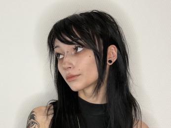 IzettaBishel webcam livejasmin model stream image