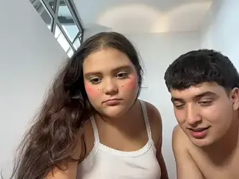 ImNovaSkye webcam model stream image