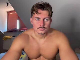Noah Sandler webcam model stream image