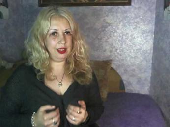 SoftGella webcam model stream image