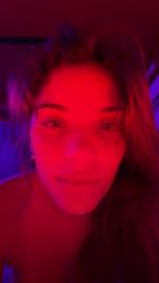 Vikahamaranova webcam cam4 model stream image
