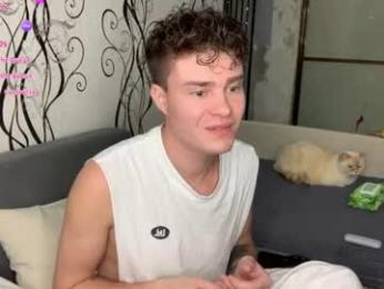 holy_eggs_00 webcam model stream image