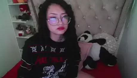 CherieCurl webcam model stream image