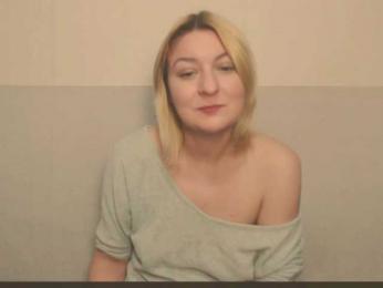 Bonniee webcam model stream image