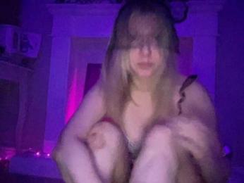 BunnyGoddess webcam model stream image