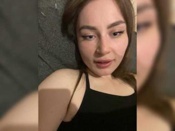 Fyflia webcam model stream image