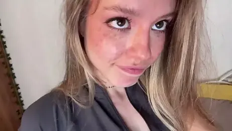 Catrinee webcam stripchat model stream image
