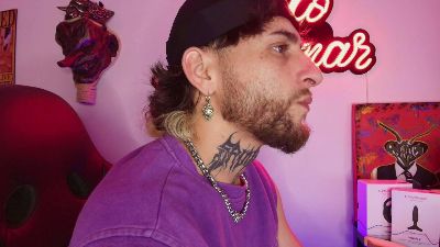 Drako_LiveShow webcam model stream image