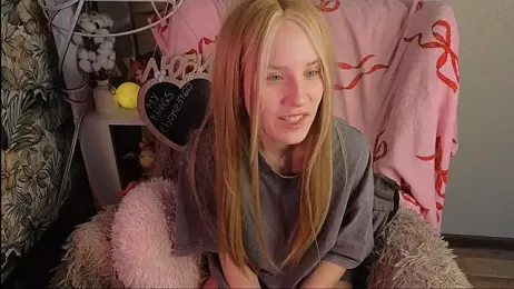 sarakaell webcam model stream image