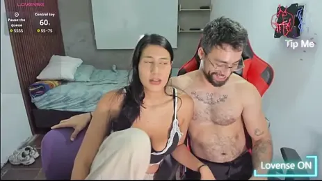 Two_Shades webcam model stream image