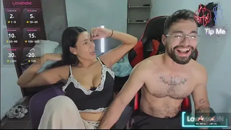 Two_Shades webcam model stream image