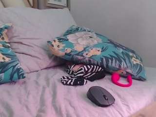 violett-salvatore webcam model stream image