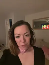 fucklyweds webcam model stream image