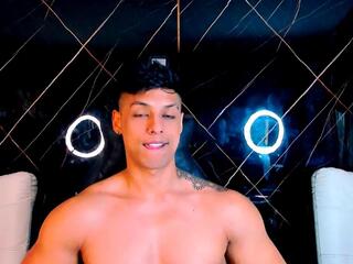 Owen Wolfe webcam model stream image