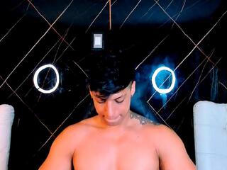 Owen Wolfe webcam model stream image