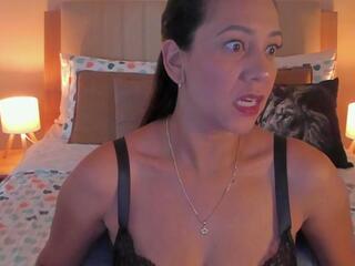 Isa Raven webcam model stream image