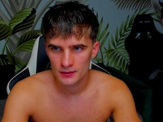 Bryn Rigb webcam model stream image