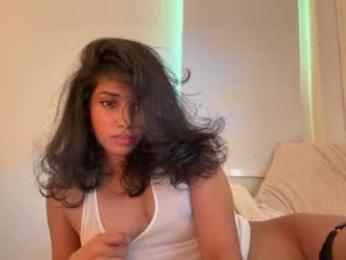 mriea_ webcam chaturbate model stream image