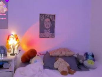 elliotvolkov webcam model stream image