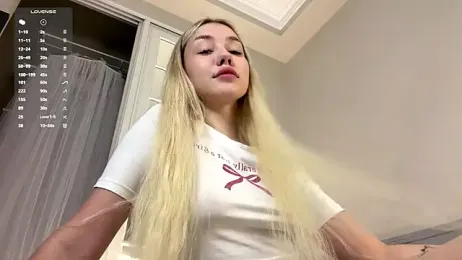 LilianBenskin webcam stripchat model stream image