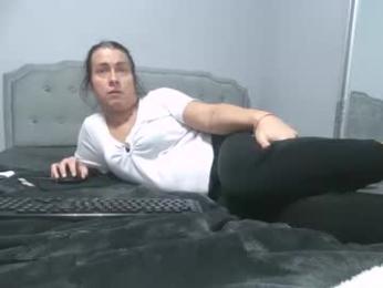 bunnyela webcam model stream image